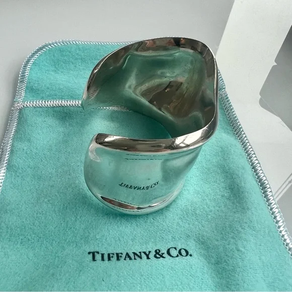 SOLD ON eBAY! Tiffany & Co 1978 Bone Cuff Bracelet Elsa Peretti Vintage Silver - Picture 3 of 11